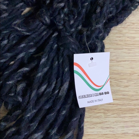 - Creazioni BA-BO Wool Blend Italian Made Scarf - Picture 2 of 3
